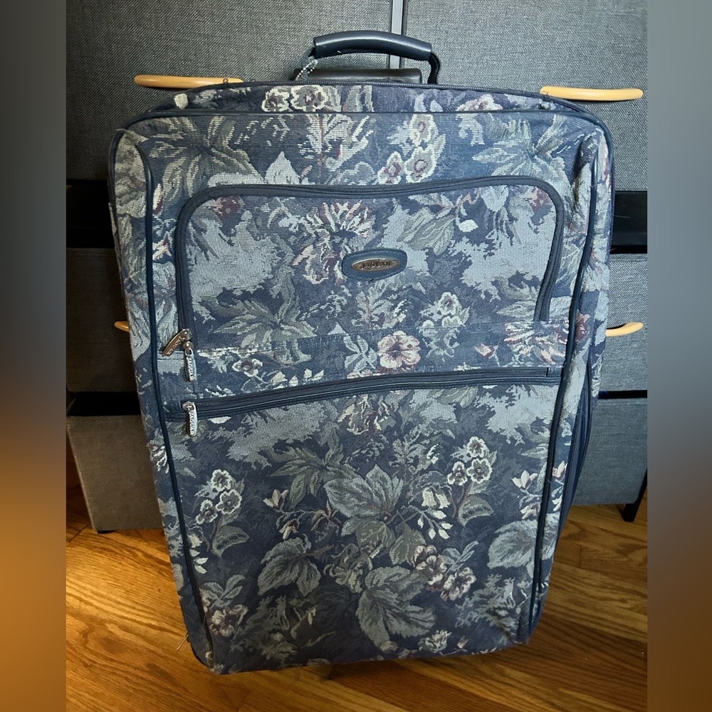 Vintage floral tapestry Jaguar rolling luggage (Large)